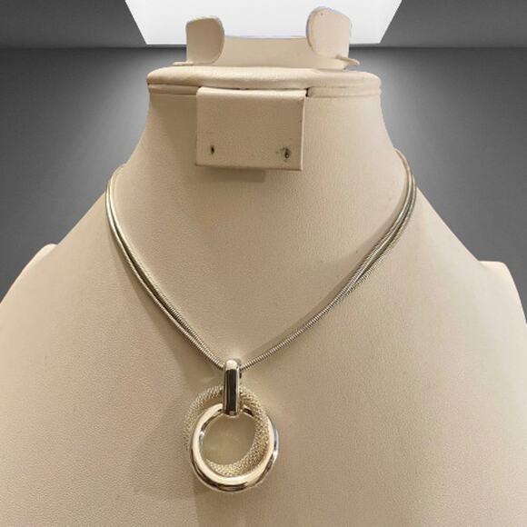 3 for $15 Clearance Dana Buchman Silver Tone Interlocking Circle Necklace - Picture 7 of 8